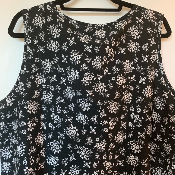 Womens Plus Size Speed Limit MPH Black & White Floral Tank Top 2X - Picture 6 of 16